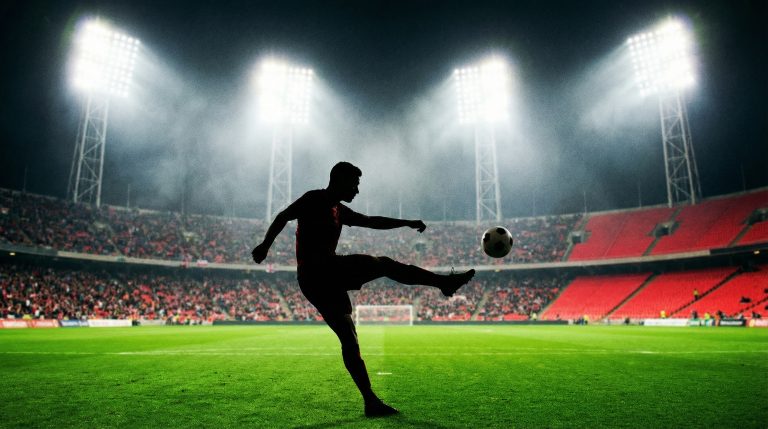 Dzeko Hannover Spiel: Einsatz trotz Rückenprobleme?